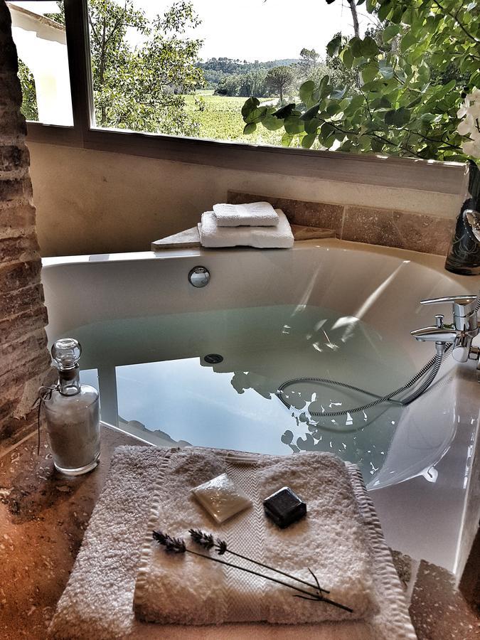 Le Domaine Saint Martin Bed & Breakfast Flassans-sur-Issole Luaran gambar